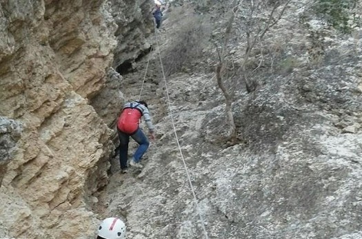سه کوهنورد گرفتار در ارتفاعات سبزرود نجات یافتند