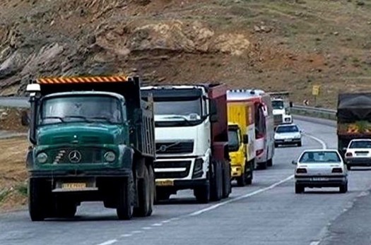 اعزام 321 دستگاه ناوگان باری به بنادر جنوبی کشور برای حمل کالاهای اساسی به خراسان جنوبی