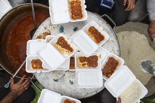 اطعام 8000 نفر از محل عواید موقوفات «غدیر» در خراسان‌جنوبی