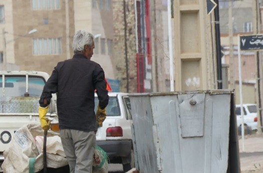 زباله‌گردی در بیرجند با تمیزترین شهر کشور منافات دارد