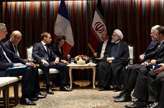 دیدار روحانی و مکرون/ فرانسه از طرح امنیت منطقه‌ای ایران استقبال کرد