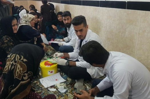 اعزام ۱۲ گروه پزشکی خادمیاران رضوی به مناطق محروم خراسان‌جنوبی