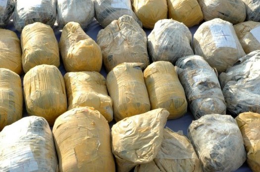 کشف 203 کیلو تریاک از قاچاقچیان مواد مخدر در خوسف