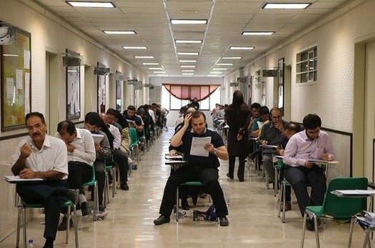 آزمون‌ استخدامی سه‌گانه با رعایت پروتکل‌های بهداشتی در بیرجند برگزار می‌شود