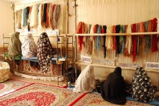 صادرات فرش‌های دستبافت بانوان مددجوی خراسان‌جنوبی