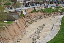 ساخت و ساز غیرمجاز در حریم رودخانه‌ها خسارت سیل را مضاعف می‌کند