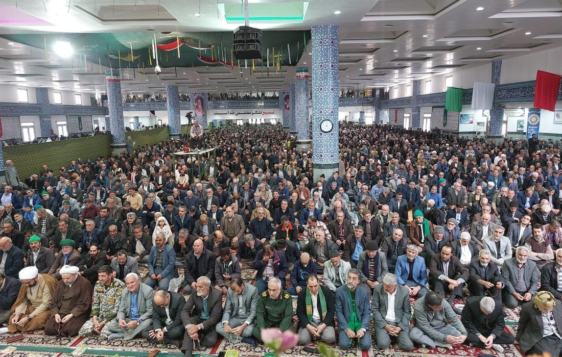 امام جمعه موقت بیرجند: مسئولان در آستانه سال نو نظارت بر بازار را تشدید کنند