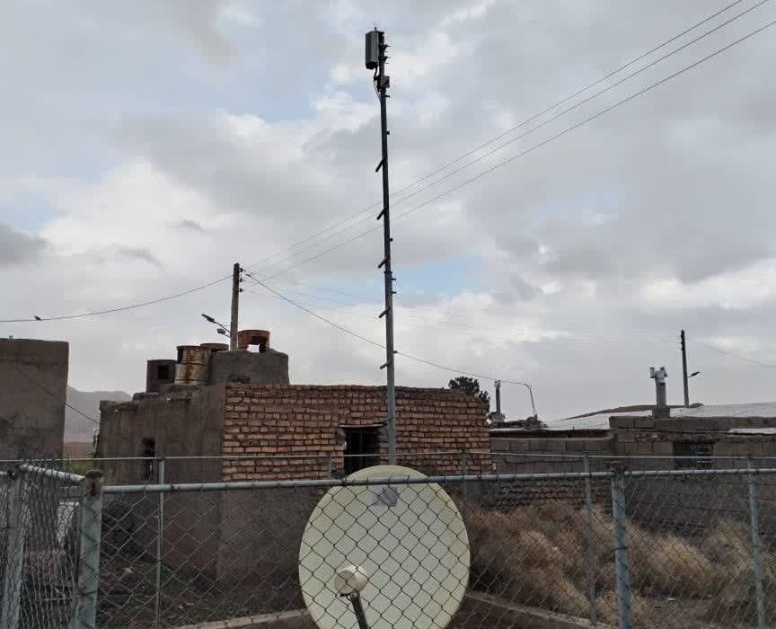 بهره مندی مردم روستای بخش آباد قاین از شبکه های دیجیتال