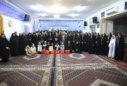 تجلیل نماینده ولی فقیه در خراسان جنوبی از جمعی از دختران